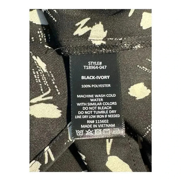 NEW Lush Women's Large Floral Blouse Black & Ivory Multicolor Stitch Fix NWOT‎ - Picture 7 of 8